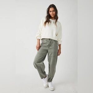 NWT Free People Turn Away Tapered Carpenter Pant | size 6 | Hunter Green